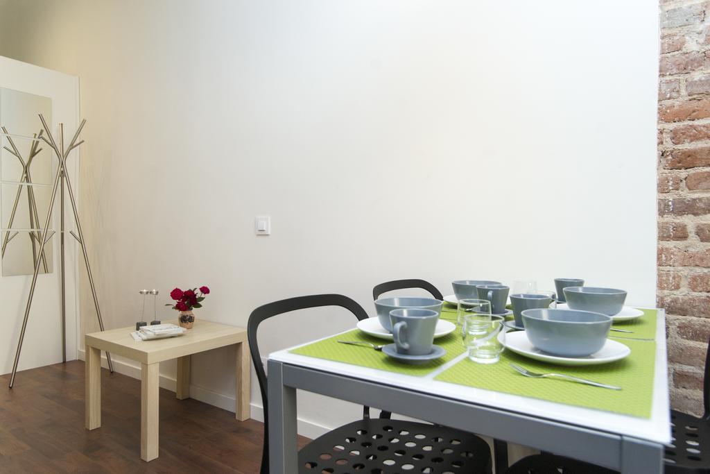 Apartments Barcelona Sagrada Værelse billede